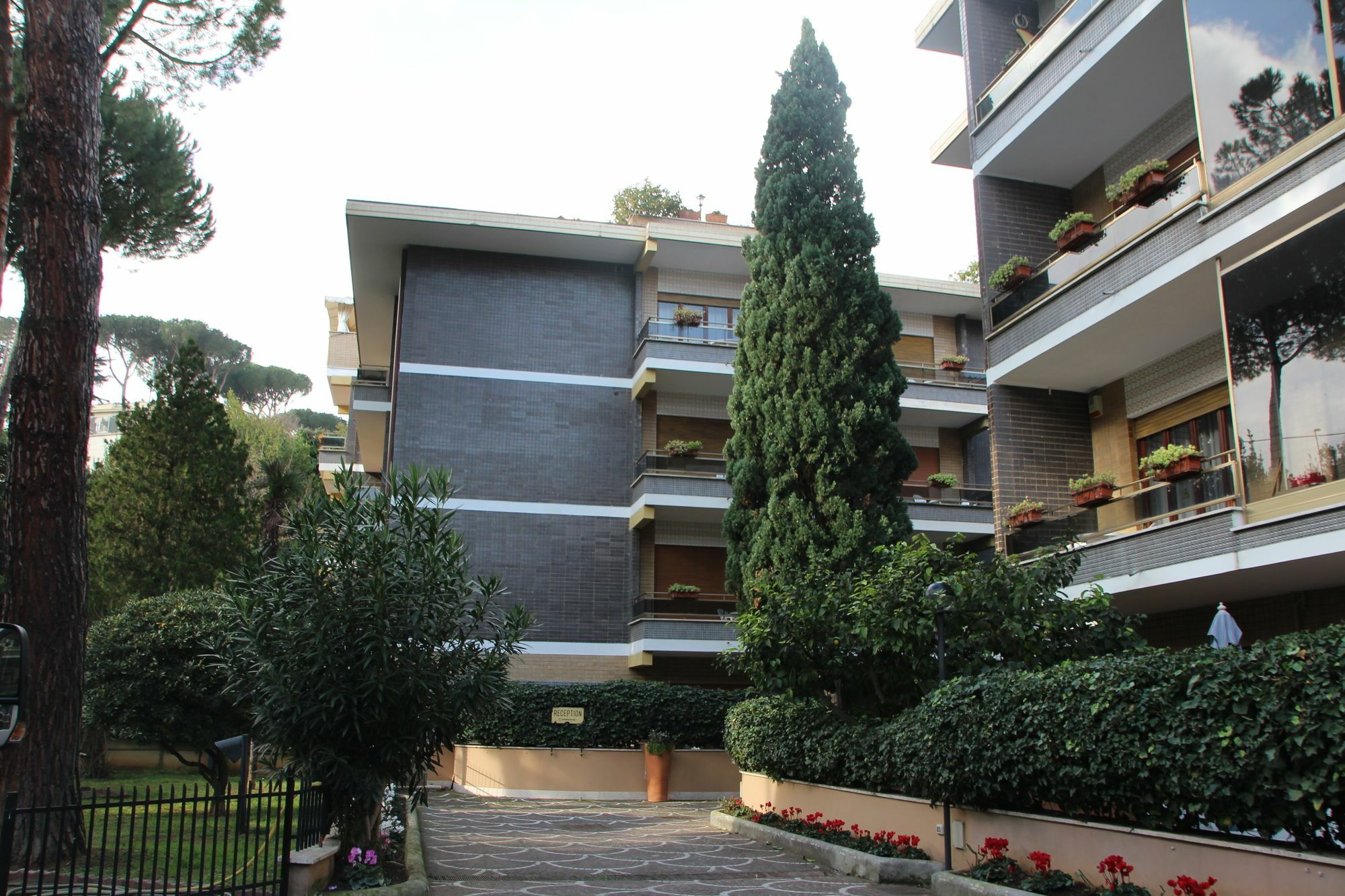 Bed Rooms Rome Bagian luar foto